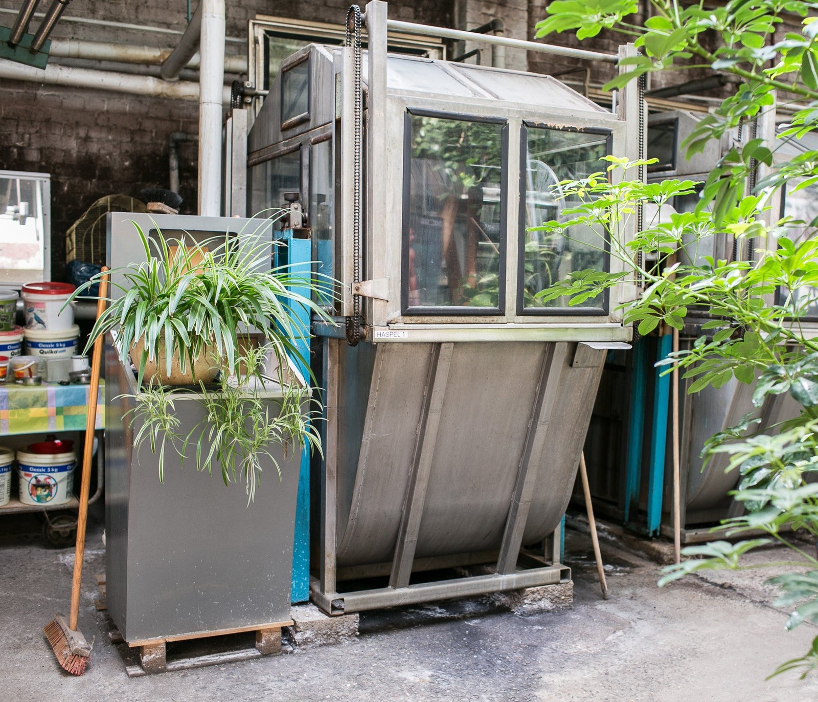 The TAUKO recycling process — From discarded products to high quality sustainable fashion textiles - TAUKO - Taukodesign